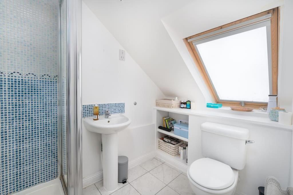 Holiday home Pbc Perfect Family For Visiting Wimbledon London